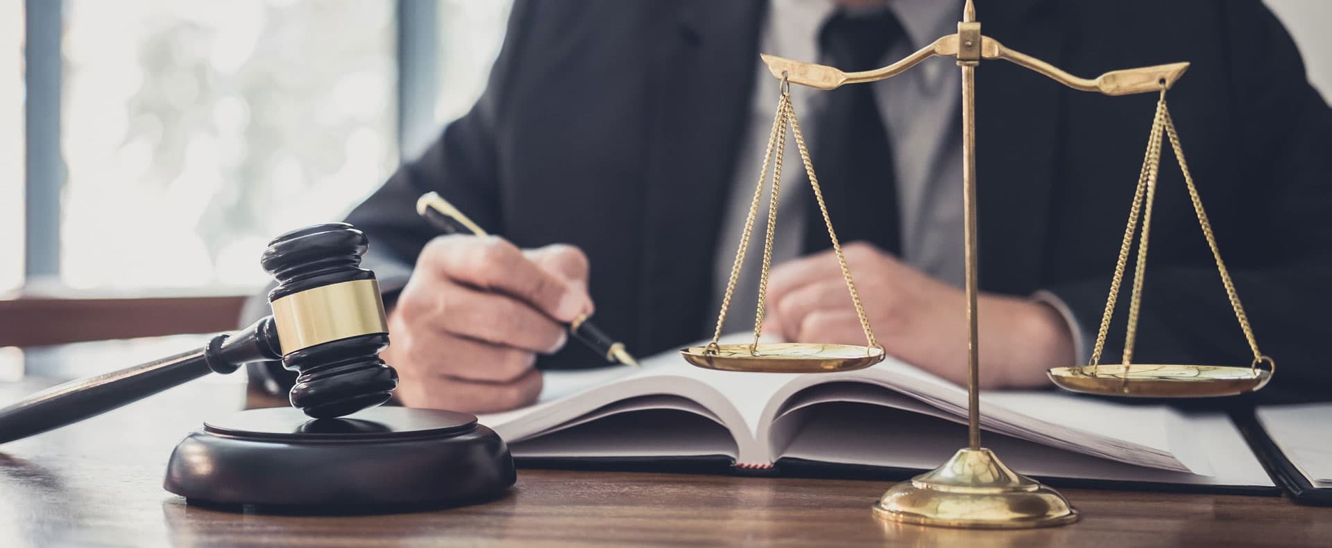 ¡Llámenos para garantizar una comunicación procesal eficiente!